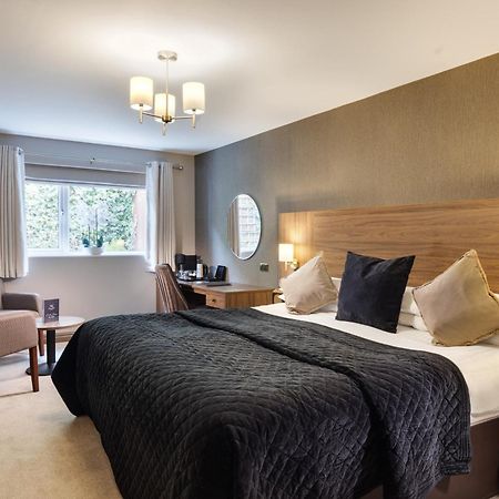 Stone Villa Chester Exterior foto A bedroom at the hotel